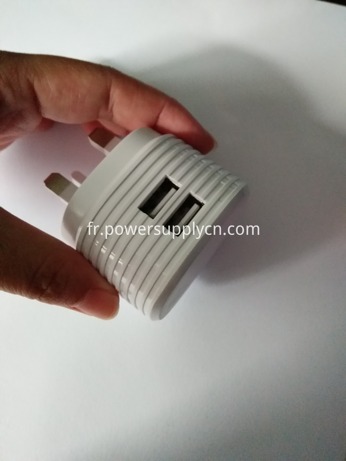 Double chargeur de téléphone USB 5V2.4A dual USB phone charger 5V2.4A